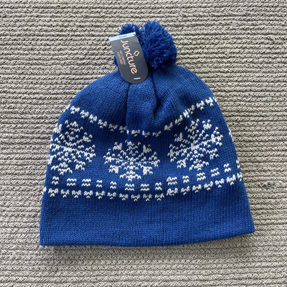Juncture Cobalt Blue and White Snowflake Fleece Lined Knit Hat with Pom NWT